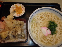 「きのこ天重セット(880円)１玉サービス」@さぬきうどん天霧 高陽店の写真