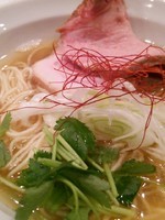 「テレ東提供　限定☆ノドグロ蕎麦900円　ありえへん∞世界」@灰汁中華 丿貫の写真