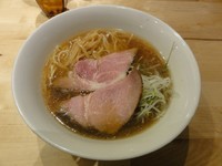 「醤油ラーメン」@ラーメン つけ麺 竹麺亭の写真