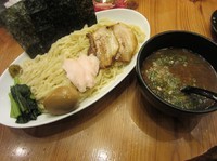 「特製濃厚白湯つけ麺＋大盛（１１８０円）」@三代目麺処 「まるは」極 船橋店の写真
