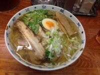 「柚子ラーメン大盛り」@麺屋ひょっとこの写真