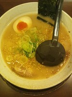 「白味噌胡麻らーめん」@らーめん三吉の写真