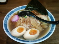 「あっさりしょうゆらーめん」@らぁ麺SHOP hide'の写真