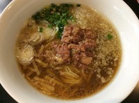 「醬油らぁめん」@牛骨らぁ麺 マタドール 本店の写真