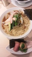「特製鶏・煮干・蛤のトリプルSOBA」@むぎとオリーブ マーチエキュート神田万世橋店の写真