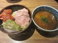 「限定　蟹トマトつけ麺　燈郎Ｖｅｒ（８００円）＋トッピング」@ラーメン燈郎の写真