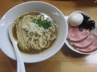 「煮干ソバ（７５０円）＋味玉＋和え玉」@煮干中華ソバ イチカワの写真