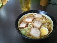 「ラーメン（並）＋生ビール」@北大塚ラーメンの写真