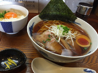 「支那そば 黒」@猪一の写真