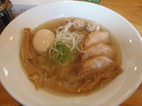 「中華そば（塩） 720円+特製 250円」@國分ラーメン食堂の写真