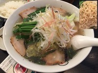 「青唐うま塩ラーメン（辛さ増し）＋サービス半ライス」@喜多方ラーメン 坂内 五反田駅前店の写真