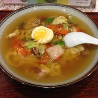 「八宝きしめん（￥900）」@きしめんの吉田 エスカ店の写真