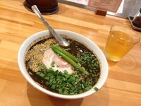 「黒担担麺」@東京担担麺本舗 瀬佐味亭 虎の門店の写真