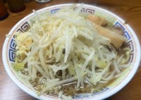 「ラーメン 690円(麺少なめ、ヤサイ・ニンニク・カラメ)」@ラーメン二郎 亀戸店の写真