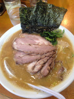 「チャーシューメン(大盛同料金)硬め油少なめ」@らーめん 㐂輪の写真