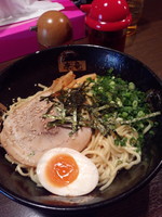 「〖期間限定〗豚骨油そば750円」@康竜 秋葉原駅前店の写真