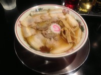 「肉煮干中華そば」@肉煮干し中華そば さいころの写真