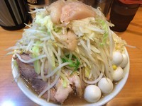 「大＋うずら」@ラーメン二郎 八王子野猿街道店2の写真
