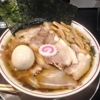 「特製中華そば大盛」@肉煮干し中華そば さいころの写真