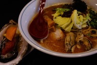 「牡蠣×鶏白湯特製濃厚らーめん（開店１カ月限定）」@雨ニモマケズの写真