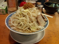 「担々麺+小豚」@山勝角ふじ 新松戸店の写真