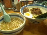 「つけ麺+旨辛ジャン+味玉」@山勝角ふじ 新松戸店の写真