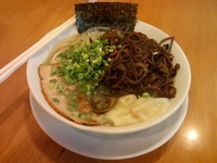 「ワンタンメン+きくらげ」@博多長浜ラーメン フクフクの写真