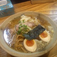 「支那そば+ワンタン+煮玉子」@支那そば やなか草の写真