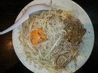 「汁なし麺」@麺とび六方の写真
