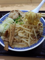 「黒油香る’ガッツリ‘肉味噌らーめん896円」@常勝軒TOKIOの写真