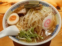 「特支那そば(並盛・165g・中太麺)820円」@赤坂屋 高崎中居店の写真