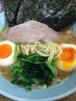 「ラーメン たまご」@横浜家系ラーメン 家家家 錦糸町店の写真