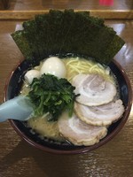 「オールスターラーメン」@横浜家系ラーメンとりとんの写真