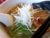 「【鶏濃厚ラーメン】780円」@麺や しし丸。の写真