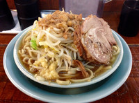 「小ラーメン 300g ¥750」@立川マシマシの写真