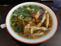 「牛骨特製　醤油」@闘牛志の写真