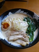 「初雪＋大盛＋鶏叉焼丼」@こくまろ鶏らーめん 久久の写真
