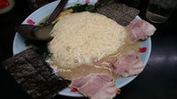 「とろろラーメン 醤油・・900円」@壱発ラーメン 相模原店の写真