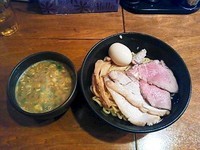 「濃厚つけそば＋特製トッピング」@はりけんラーメンの写真