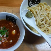 「【限定】ツケソバ（Ｔ）トマト＆チーズリゾット１０５０円」@煮干中華ソバ イチカワの写真