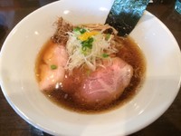 「虎徹そば　醤油（７３０円）＋特製トッピング」@麺や 虎徹の写真
