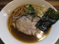 「煮干しらーめん（750円）」@つけめん油そば 五丁目煮干しの写真