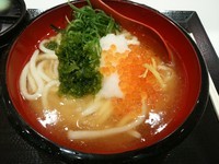 「いくらうどん(並盛)590円」@丸亀製麺 イーサイト高崎店の写真