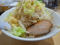 「ぎ郎（野菜増しニンニク）¥750」@ら～めん ぎょうてん屋 GOLD 綾瀬店の写真