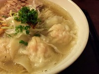 「鶏海老ワンタン麺（塩）大盛り」@麺屋 ふぅふぅ亭の写真