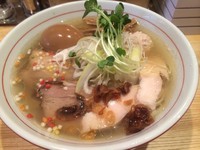 「特製地球の塩そば＋大盛り」@地球の中華そばの写真