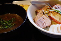 「特製ポークカレーつけ麺（限定）＋ポークカレー（３５０円）」@麺処 夏海の写真