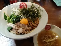 「油そば(醤油)スープ付き790円」@天然魳煮干だしらーめん創房 魁花の写真