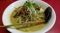「山盛り担々麺」@極 担々麺 真空の写真