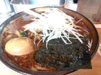 「辛口こがし味噌とんこつラーメン【980円】」@らーめん風々風の写真